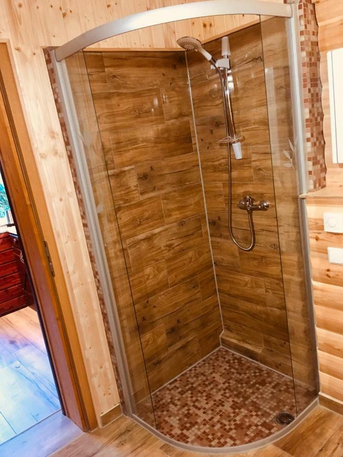 Holzhaus Trollbluemchen Am Wald Und Hébergement de vacances Neuruppin